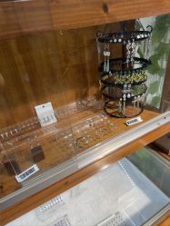 -冰岛刺青·手工耳饰品售卖·专业纹身