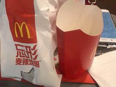 -麦当劳(轻轨曹杨路店)