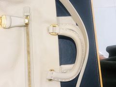 -爱革·奢品·鞋包·衣物·家居(金桥国际商业广场店)