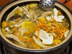 -菌之家·专业纯野生菌火锅·特色炒菌