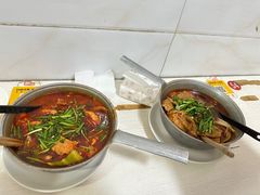 -铁锅哥米线