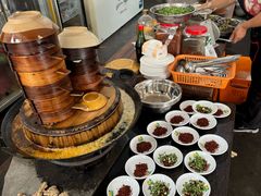 -周老三跷脚牛肉·全牛火锅(非遗传承店)