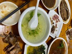 -山里人家土菜馆(茅山店)