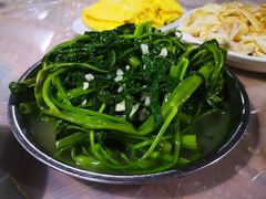 -满記土窑烧鷄波浪山莊
