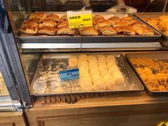 -鲍师傅糕点(江苏路店)