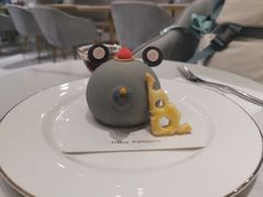 -Fridi Patisserie Cafe