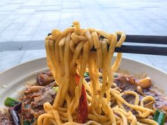 -方铲铲·成都板凳面(滨江银泰店)