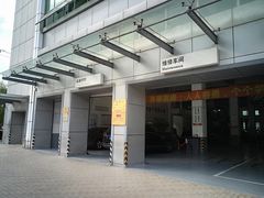 -上汽大众4S店(上海冠松店)