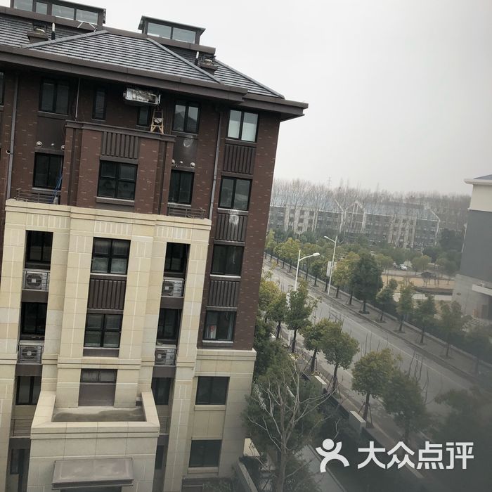 五矿晏山居