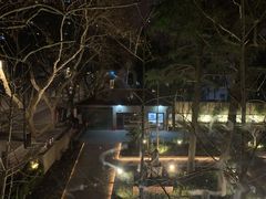 -穹六人间 people 6(岳阳路店)