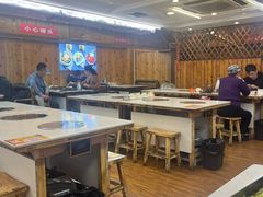 -老东镇啤酒屋海鲜加工·蒸汽海鲜·海鲜烧烤(台东店)