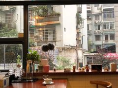 -Be Lived Cafe比例咖啡(摩天轮店)