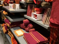 -九又四分之三站台哈利波特商店