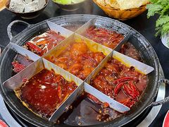 -谭记重庆老火锅(总店)