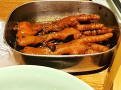 弄堂里的卤鸡爪-弄堂里·寻味杭州(湖滨银泰in77C区店)