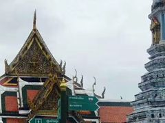 -皇家田广场(อนุสาวรีย์ทหารอาสา)