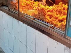 面包甜点陈列柜-白纸坊美式炸鸡