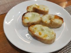 餐前面包-LA MAISON公鸡和龙(蛇口店)