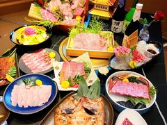 -山川小町·极番烧肉(新地假日广场店)