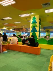 -莫莉幻想儿童乐园(武汉金银潭永旺店)