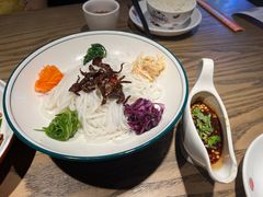 -茄子恰恰·新云南小炒(坪山益田店)