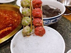 丸类组合-小天鹅火锅·一线江景洪鼎旗舰店(洪崖洞店)