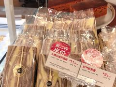 -85度C(生甜甜圈研究工坊·上海平凉店)