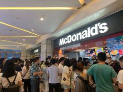 等位区-麦当劳(合肥之心城店)