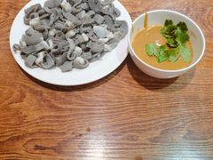 -清真吴记门钉肉饼·喜多利