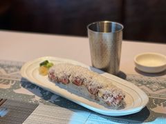 巨无霸奶酪牛肉寿司-和牛食堂•BISTRO(广州首店)