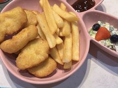 -水桶王国主题餐厅·聚会·生日派对·亲子活动·家庭套餐(亚龙湾希尔顿店)