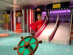 -涨巢·潮玩水疗局