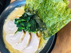 -横浜家系ラーメン 鶯家