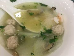 冬瓜丸子汤-东四民芳餐厅(世茂工三店)