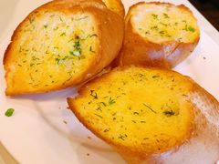 奶酪蒜面包-老井俄式餐厅