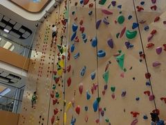 -ROCKPLUS攀岩馆(环宇城店)