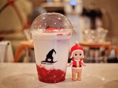 白富美莓-WIZARD COFFEE咖啡巫师