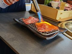 -铭牛烧肉·和牛海鲜自助(高新月牙湖店)