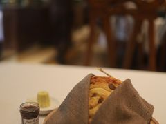 餐前面包-福楼法餐厅FLO