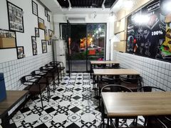 大堂-牛纽塔·牛人堡(群众路店)