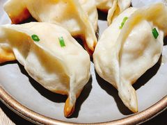 咸蛋黄鲜肉锅贴-样样体面(宝安支路店)