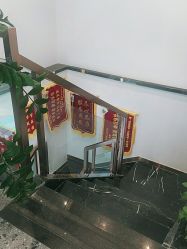 -战痘宣颜科学皮肤管理祛痘中心