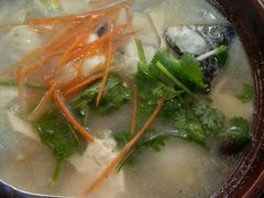 砂锅弓鱼-苍洱春饭店