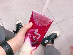 红果小姐姐-CoCo都可(合生汇店)