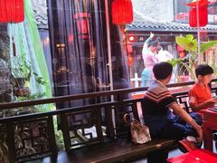 -小龙翻大江文化火锅(宽窄店)