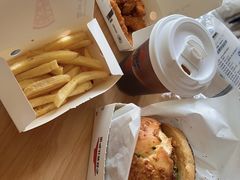 -必胜客(航洋国际店)