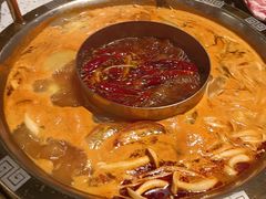-炙爱鮮貨火锅(中东砂之船店)