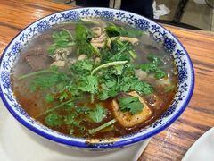 -叶新小吃店(来凤小区总店)
