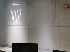 -麦当劳(中山公园龙之梦店)