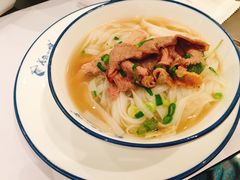 -美奈小馆·越南料理(中航城君尚购物中心店)